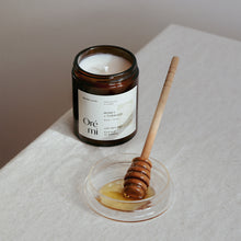 Load image into Gallery viewer, Honey + Tobacco 180ml Candle