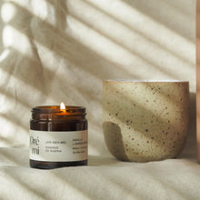Load image into Gallery viewer, Vanilla + Sandalwood 60ml Candle